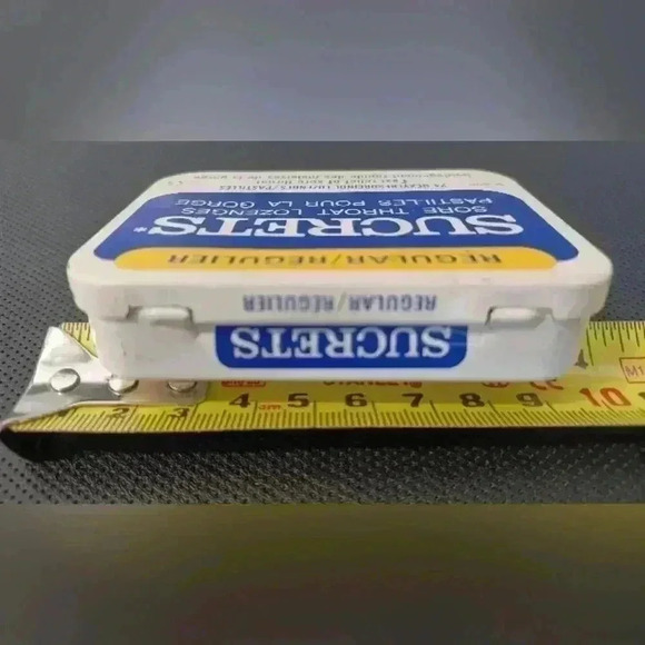 Vintage Sucrets Sore Throat Lozenges  Metal Collectible Tin - Picture 3 of 9